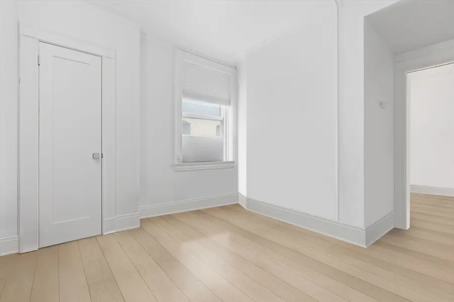 21 Beacon St #11L, Boston, MA 02108 - #3