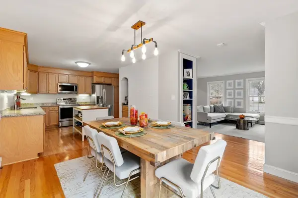 5 Prentiss Place #Unit 5, Medfield, MA 02052