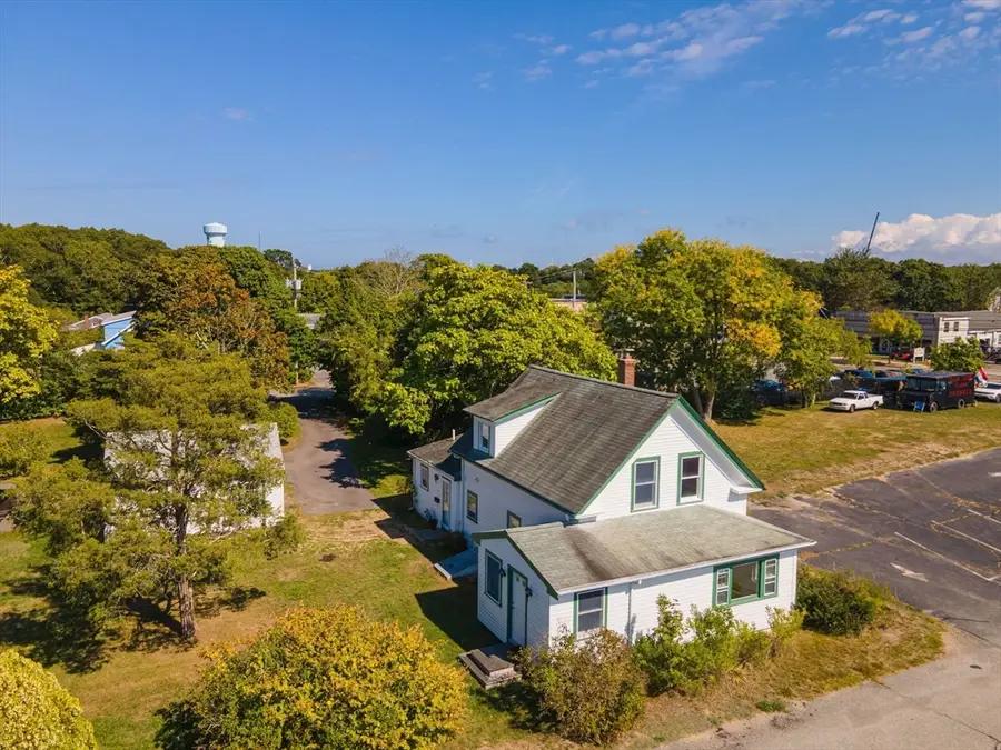 9 Harrison Ave, Bourne, MA 02532 - #3