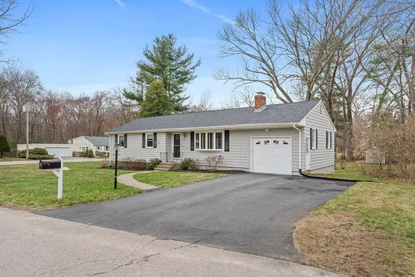 55 Benjamin Drive, Attleboro, MA 02703