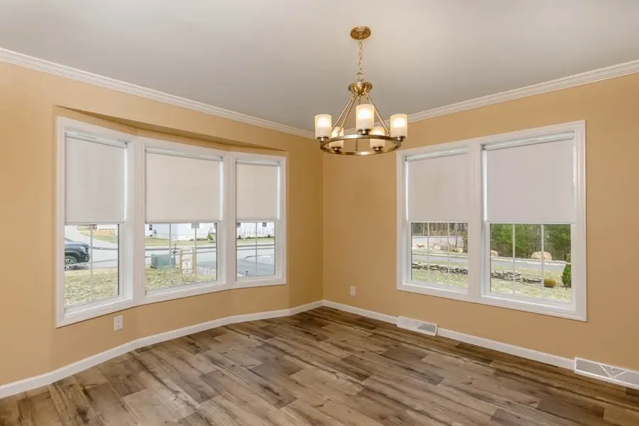 102 Topaz Terrace, Gardner, MA 01440 - #3