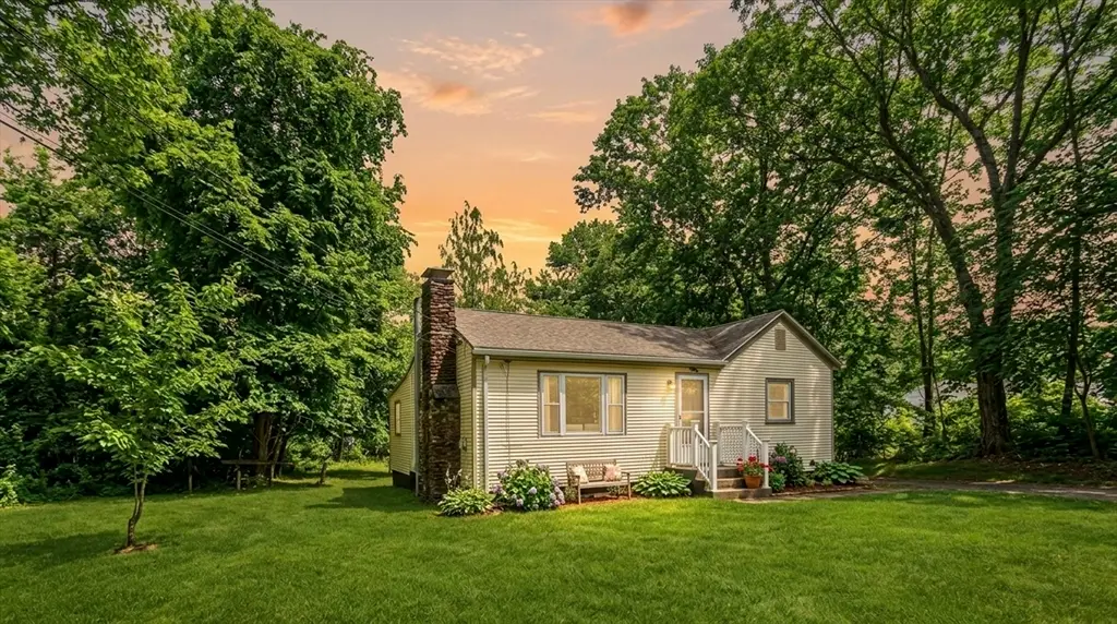 234 Mapleshade Ave, East Longmeadow, MA 01028 - #1