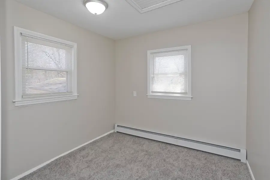 234 Mapleshade Ave, East Longmeadow, MA 01028 - #3