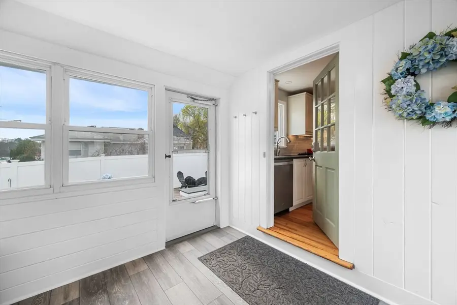 4 Bedford Ter, Woburn, MA 01801 - #2