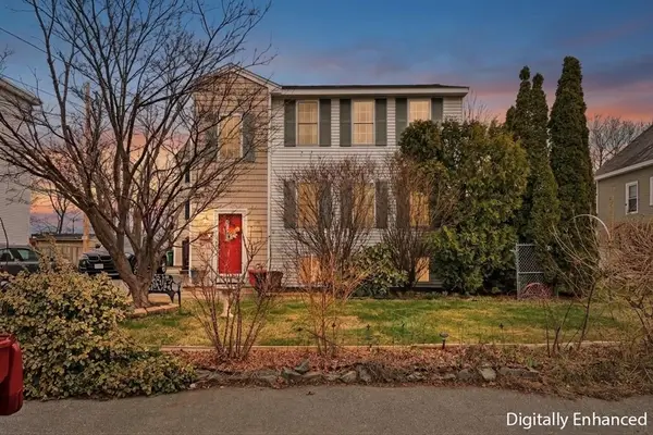 118 Mount Washington Street #D, Lowell, MA 01854