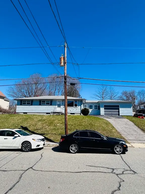 21 Spring St, Webster, MA 01570 - #2