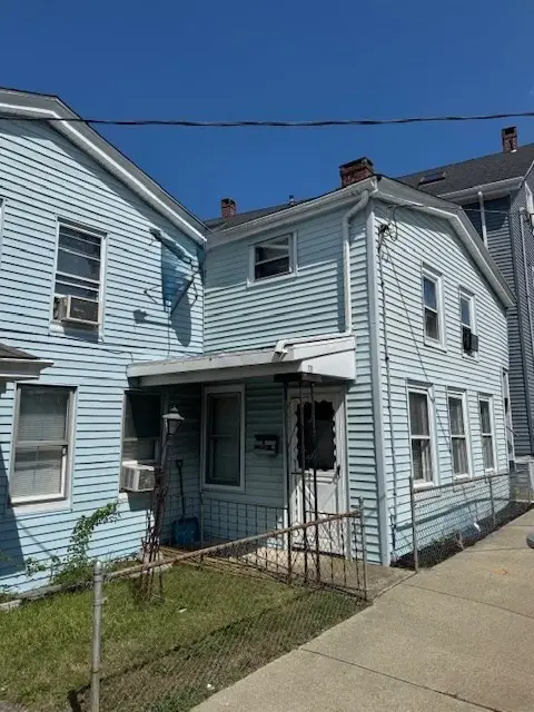 731 Bay St, Fall River, MA 02724 - #2