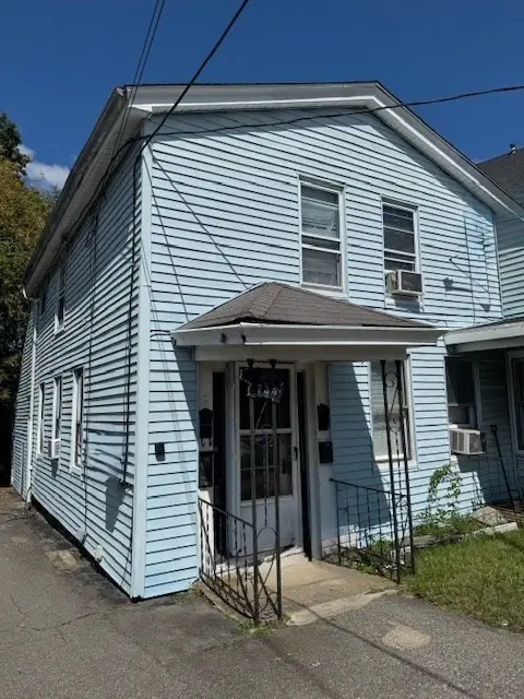 731 Bay St, Fall River, MA 02724 - #3