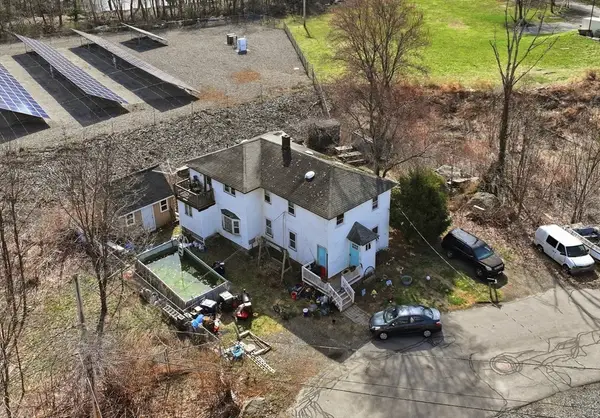 22 Wildwood Rd, Millbury, MA 01527