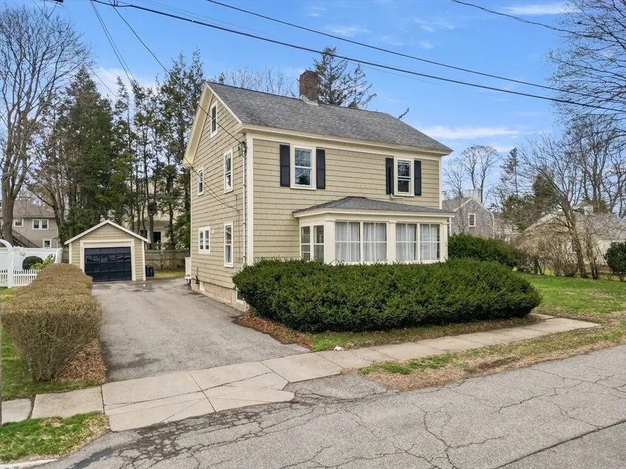 16 Dawes St, Newburyport, MA 01950 - #2