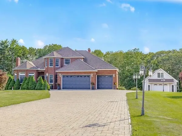 114 Upper Gore Rd, Webster, MA 01570