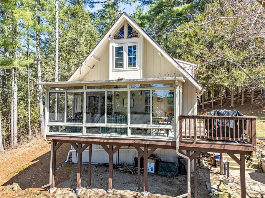 105 Shoreline Dr, Ware, MA 01082 - #2