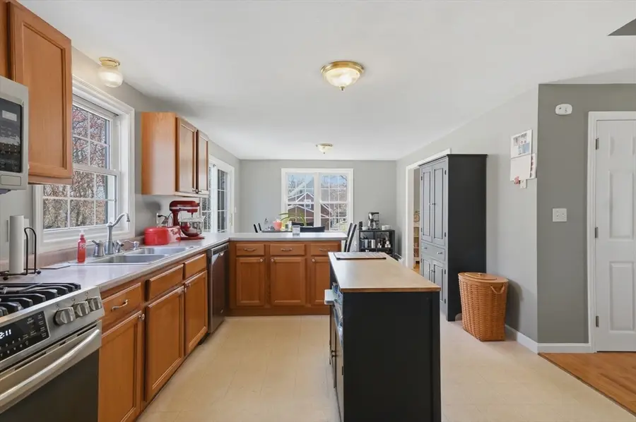 87 South Riverview, Haverhill, MA 01835 - #3