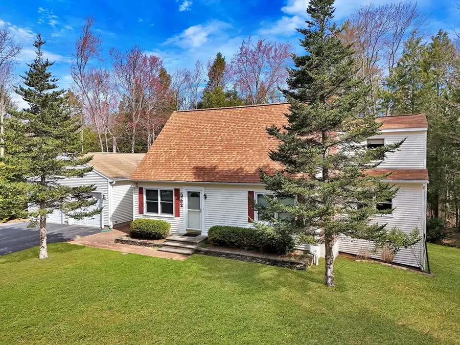 92 Baptist Common Rd, Templeton, MA 01468 - #2