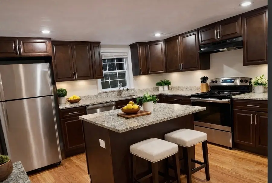 22 Tracey St, Peabody, MA 01960 - #3