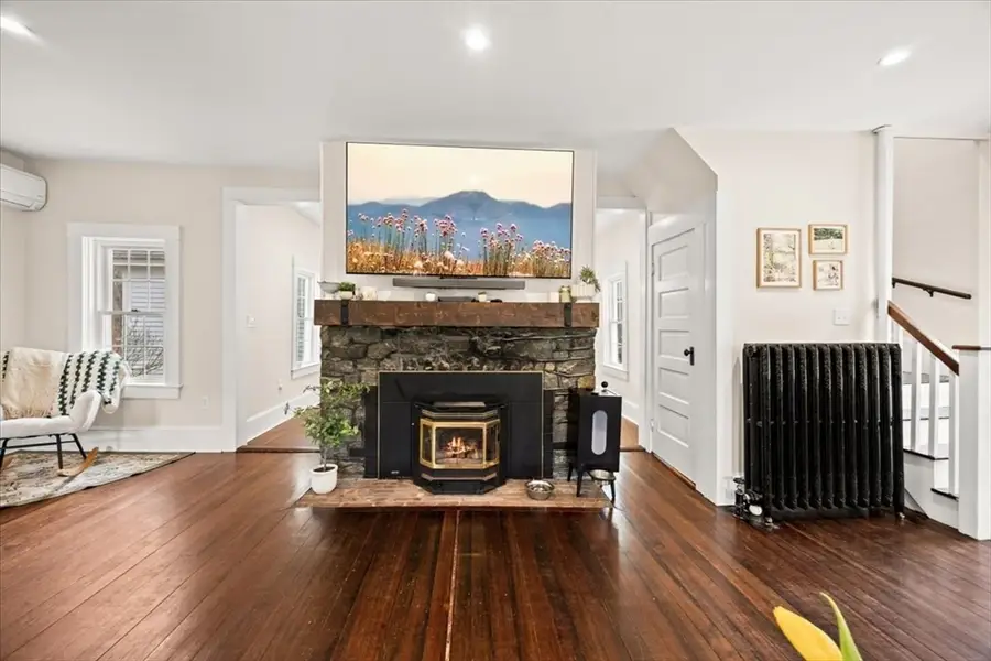 729 Center St, Dighton, MA 02764 - #3