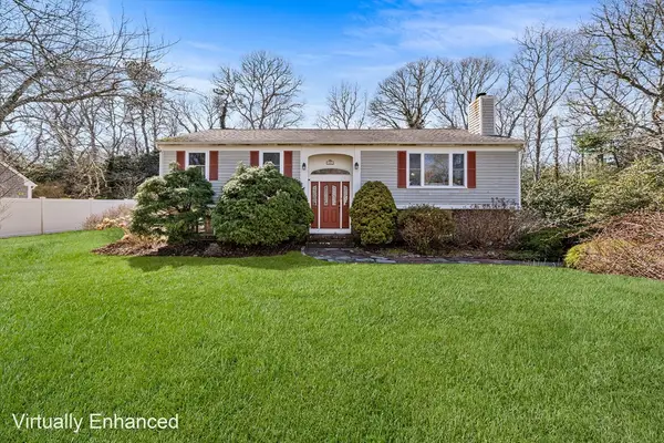 15 Pine Valley Rd, Barnstable, MA 02601