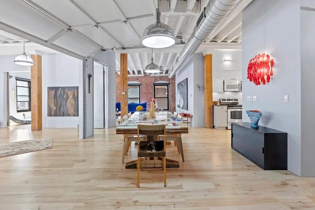 111 Beach St #3E, Boston, MA 02111 - #1