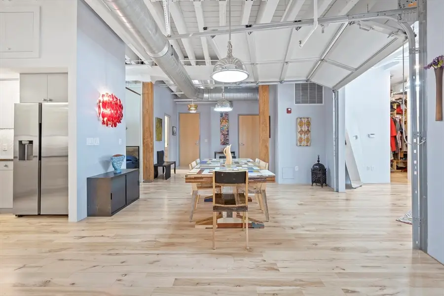 111 Beach St #3E, Boston, MA 02111 - #2