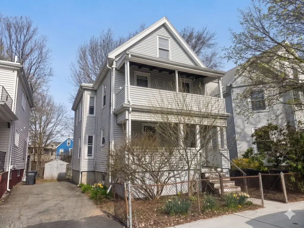 27 Gorham St, Somerville, MA 02144 - #1