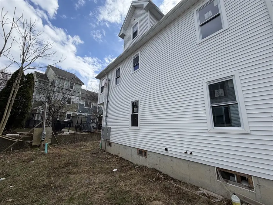 7 Parkway St, Boston, MA 02124 - #2