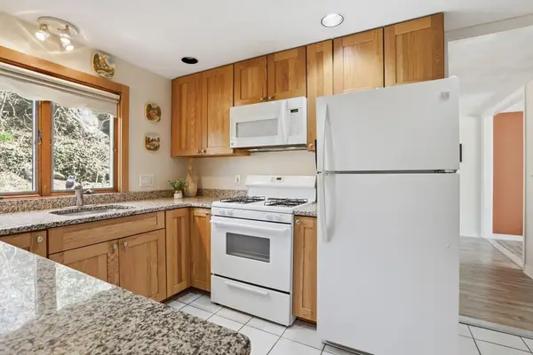 26 Valley Rd #26, Lynn, MA 01902