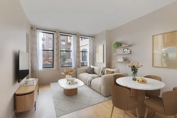 4 Charlesgate E #106, Boston, MA 02215