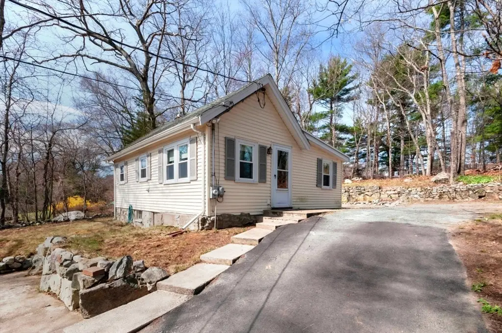 527 Walpole St, Norwood, MA 02062 - #1