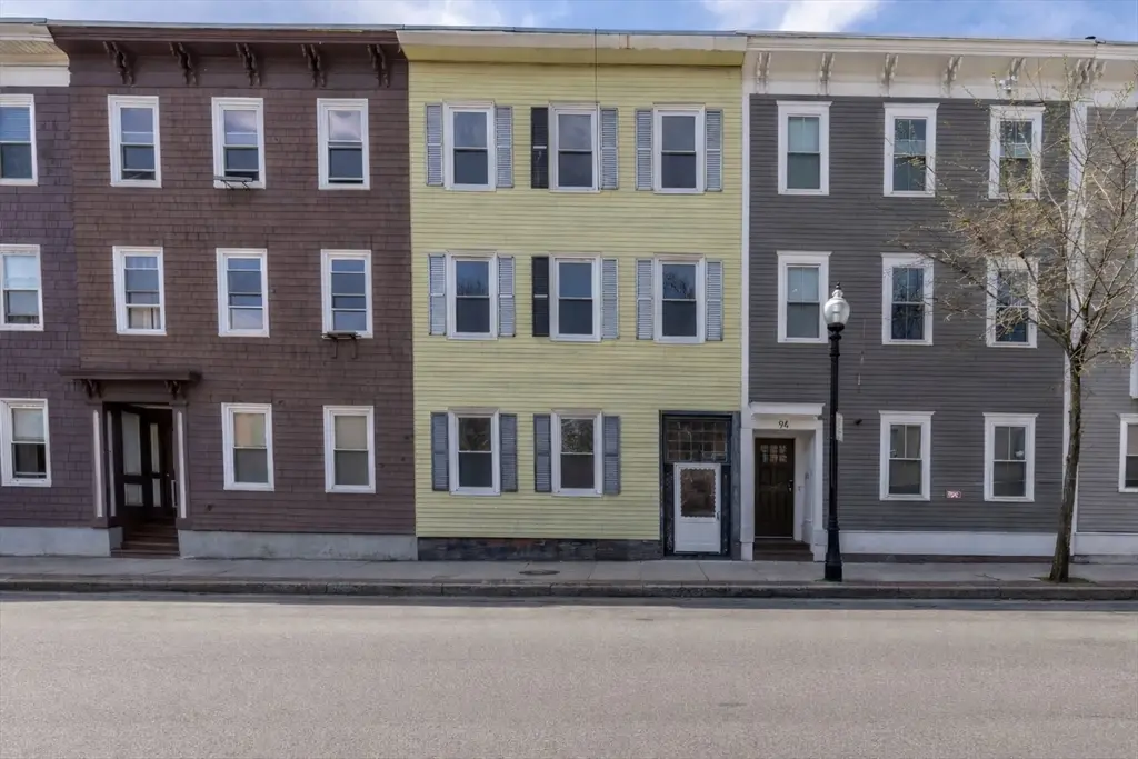 92 Bunker Hill St, Boston, MA 02129 - #1