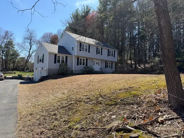 485 Hartford Ave, Uxbridge, MA 01569