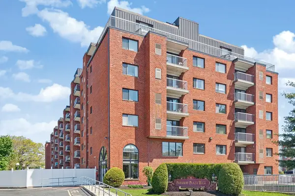 8 Ninth #707, Medford, MA 02155