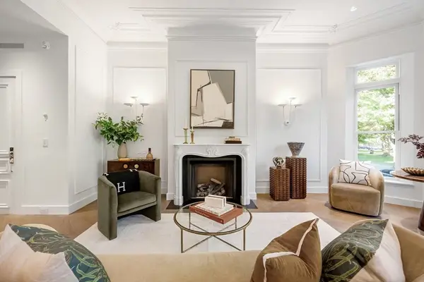 260-262 Commonwealth Avenue #1A, Boston, MA 02116