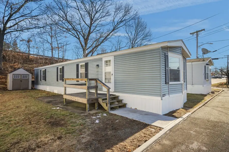 548 Kenyon Avenue #4, Attleboro, MA 02703 - #2