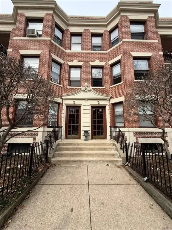 39 South St #5, Boston, MA 02135 - #2