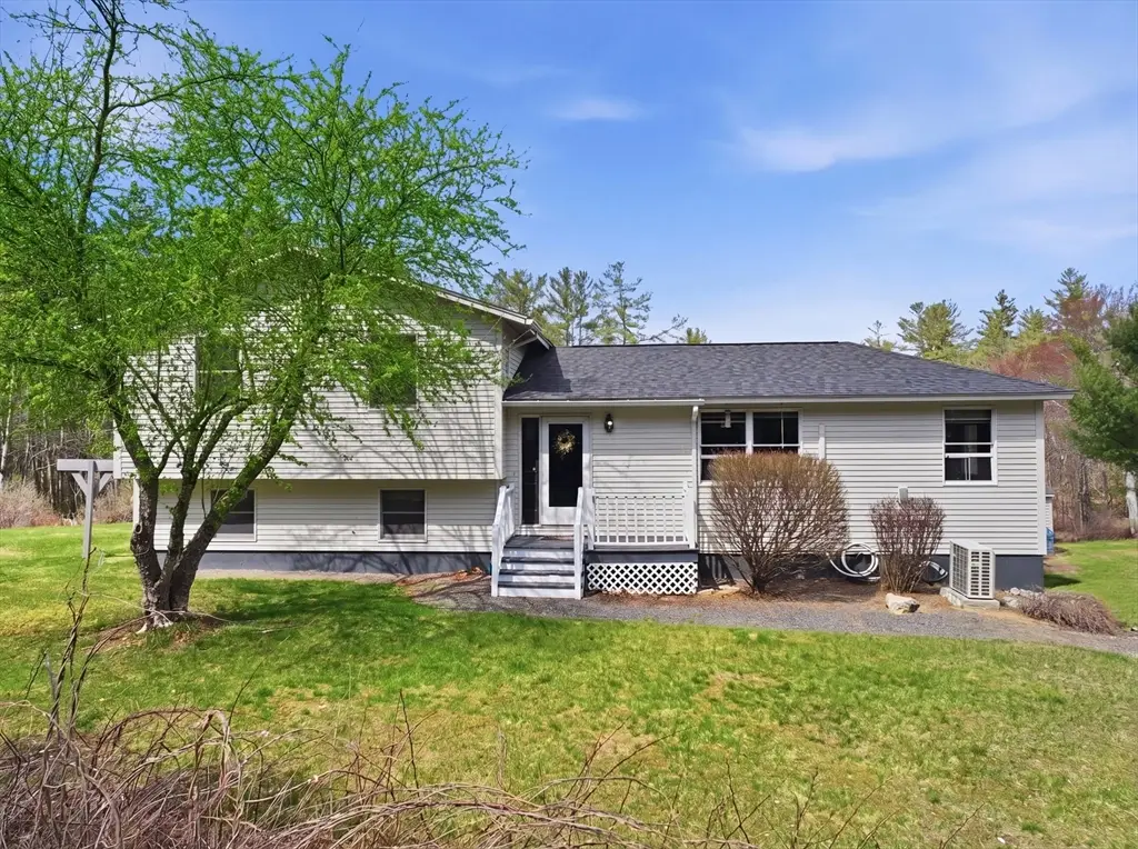 112 Williamsville Rd, Hubbardston, MA 01452 - #1