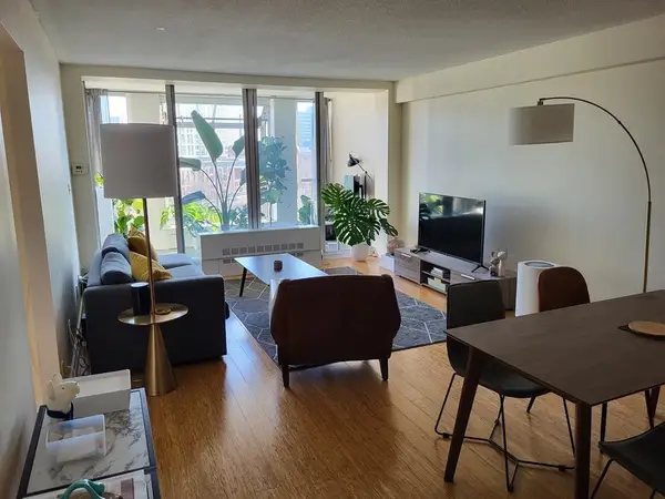 33 Pond Ave. #915, Brookline, MA 02445