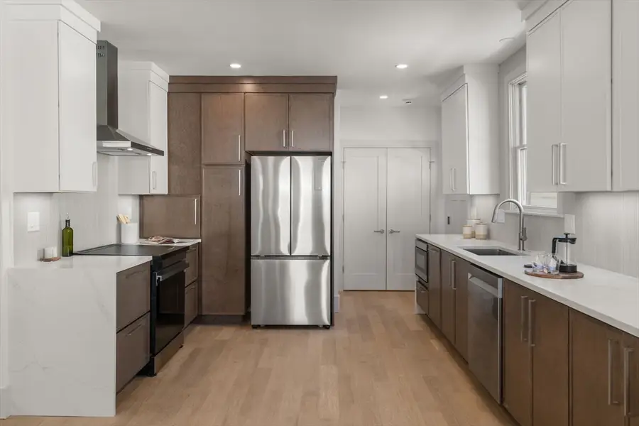 10-12 Clyde Rd, Watertown, MA 02472 - #2