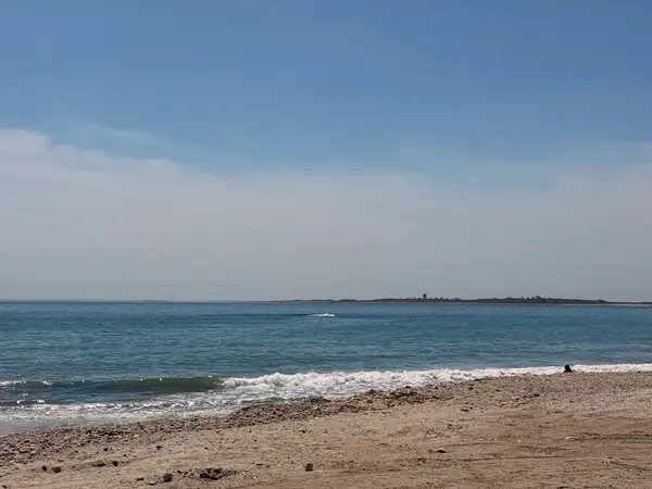 49 East Beach Rd, Westport, MA 02790