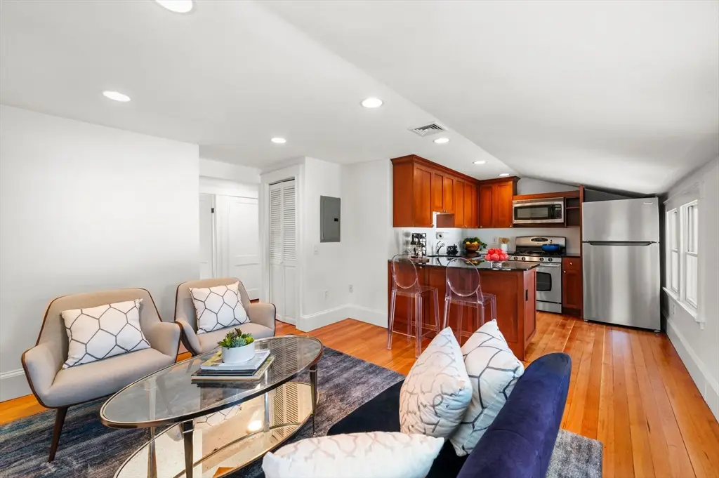 60 Denton Rd #3, Wellesley, MA 02482 - #1