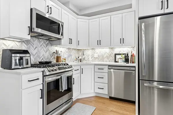 120 Bremen St #1, Boston, MA 02128