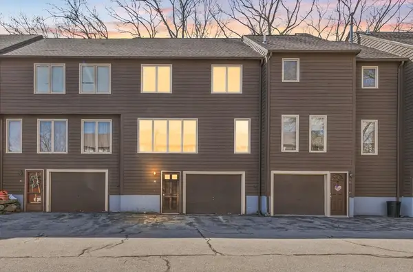 281 Boylston St #H, Lowell, MA 01852