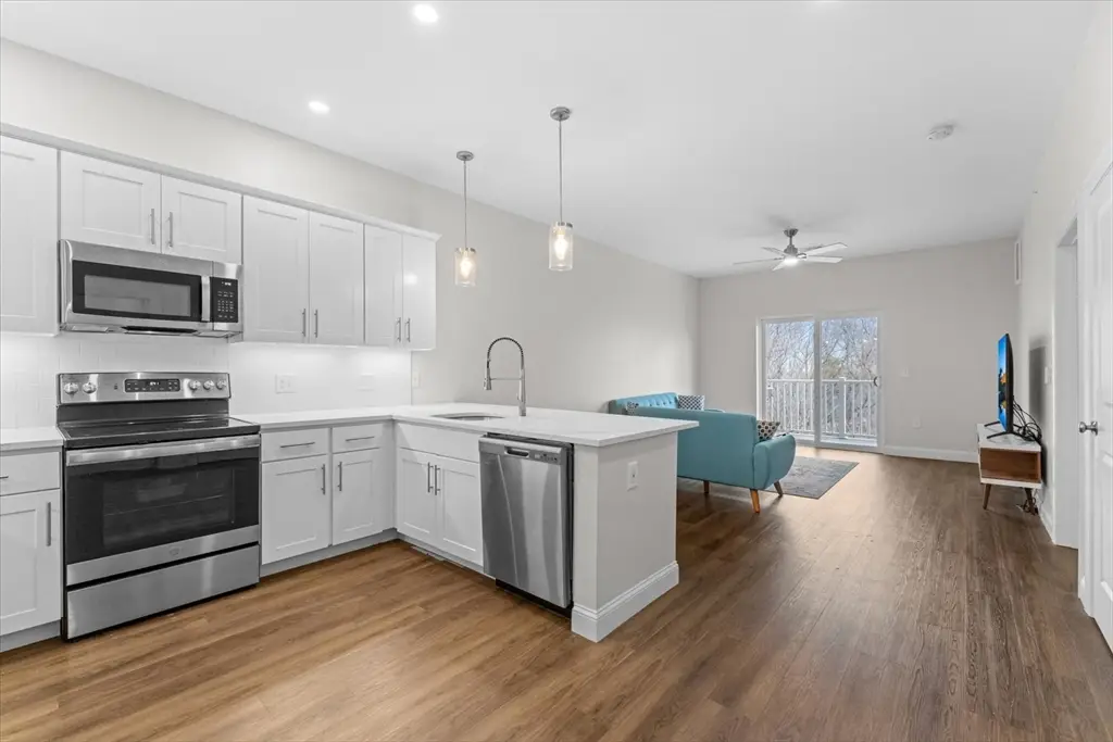 3312 Briarwood Vlg #3312, Clinton, MA 01510 - #1