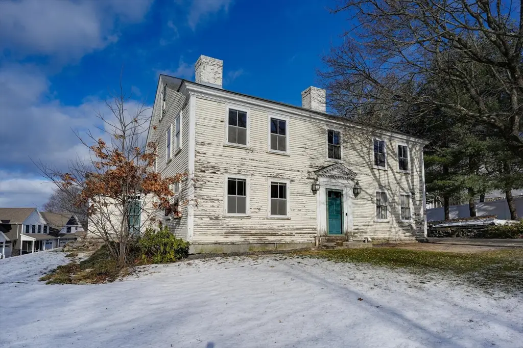 19 Ash St, Marlborough, MA 01752 - #1