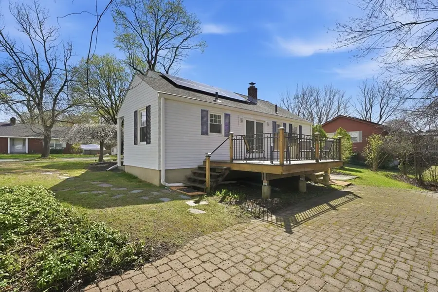 26 Haskell St, Agawam, MA 01001 - #2