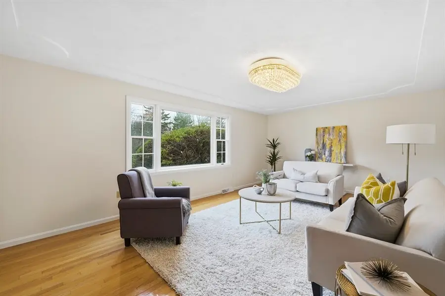 45 Grove St, Lexington, MA 02420 - #3