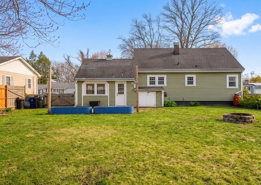 41 Crowell St, Haverhill, MA 01830 - #3