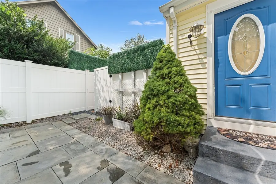 111 Shore Ave, Swansea, MA 02777 - #3