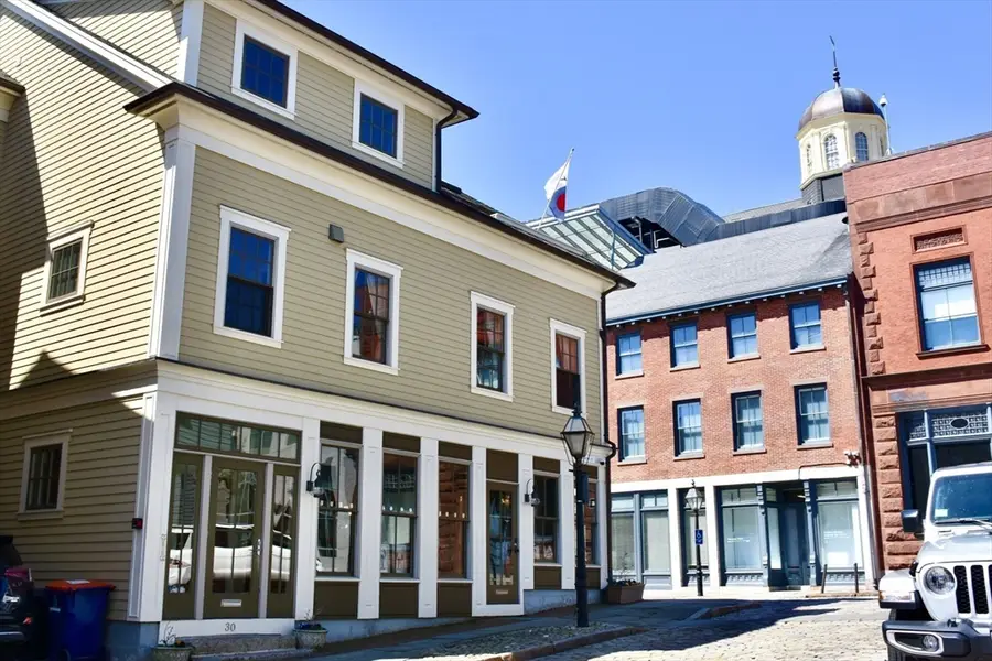 30 Centre Street #2, New Bedford, MA 02740 - #3