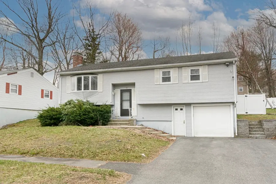 52 Venus Dr, Worcester, MA 01605 - #2