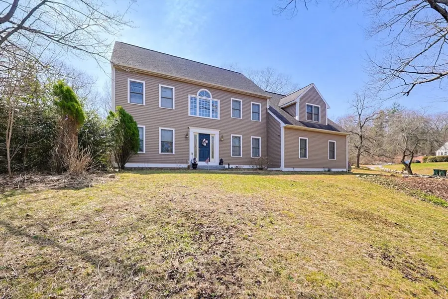 107 Mill St, Franklin, MA 02038 - #2
